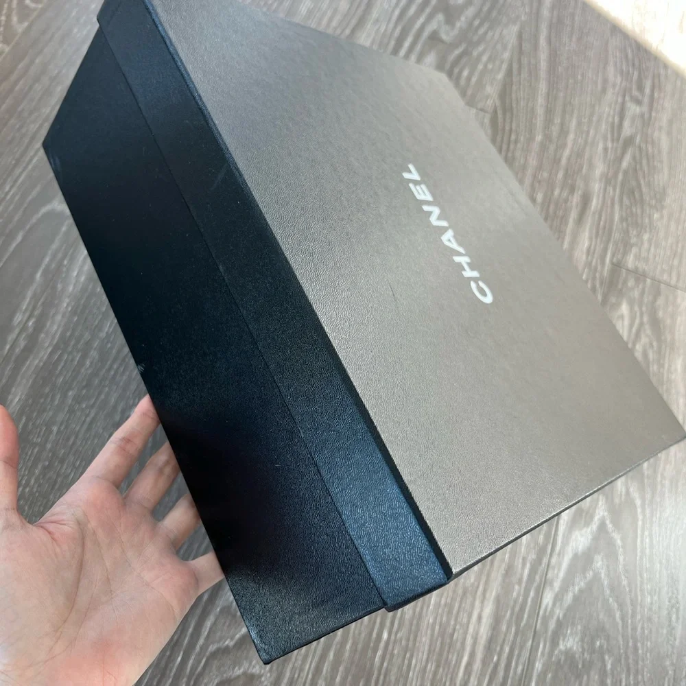 Chanel Box - Picture 4 of 8